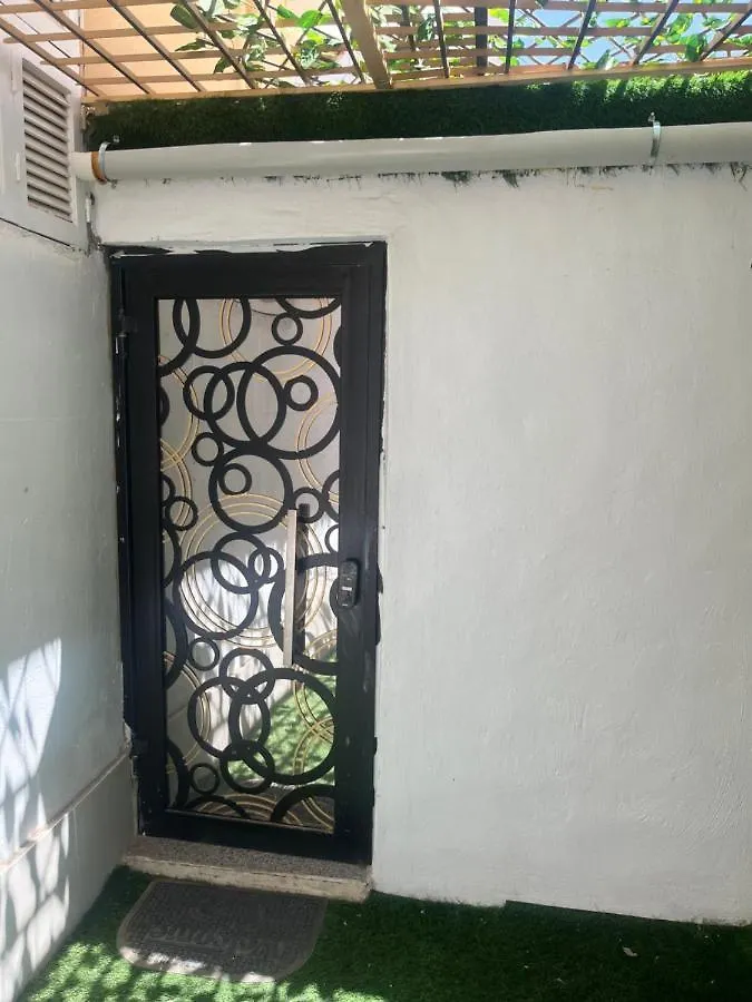 غرفة و دورة مياه خاصة - Private Room And Bathroom Medina